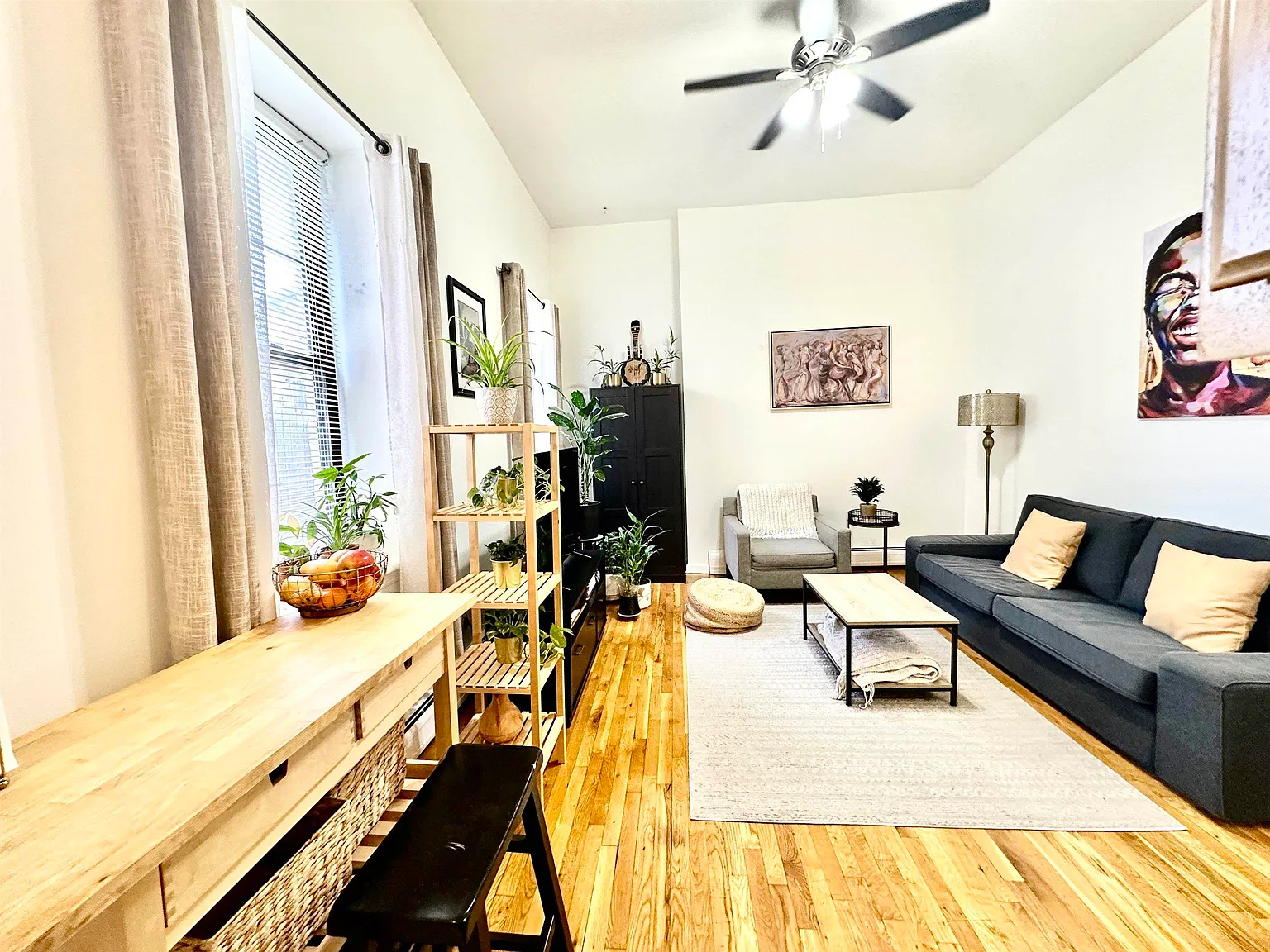 1 bed, 1.0 bath, $2,499 — Photo 2