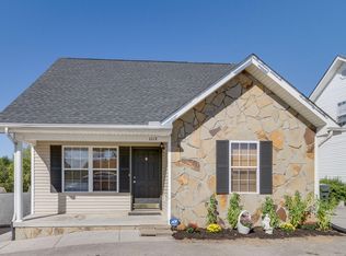 1112 Ernest McMahan Rd, Sevierville, TN 37862