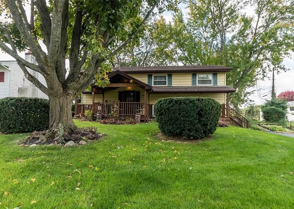 1st image of 93 Wallman Dr