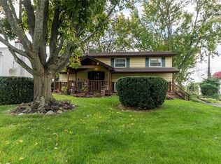 93 Wallman Dr, Henrietta, NY 14467