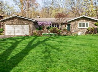 4258 Laurel Dr, Saint Joseph, MI 49085