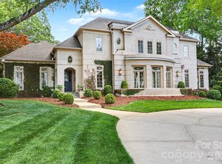 2301 Queens Rd E, Charlotte, NC 28207