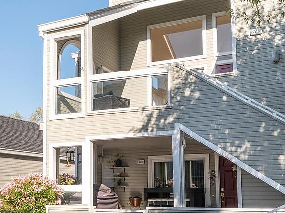 2nd image of 771 Portwalk Pl #771