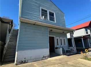 213 High St, Senecaville, OH 43780