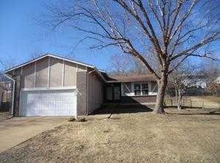 711 Islamorada Dr, Fenton, MO 63026