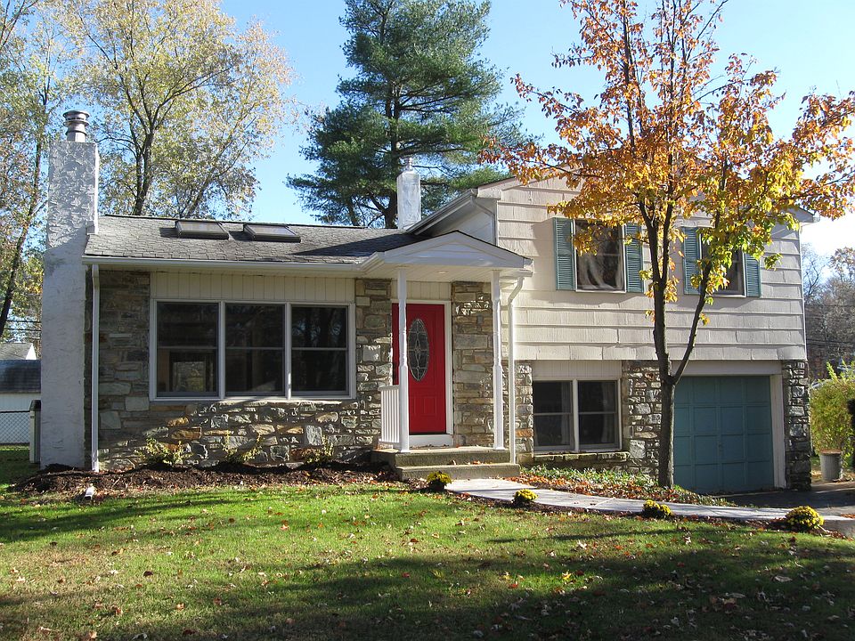 25 Riverdale