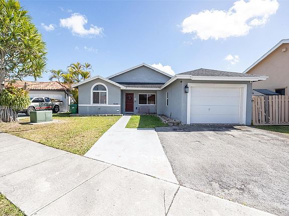 3rd image of 15260 SW 57th St