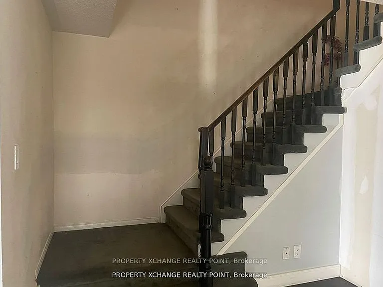 78 Wilmont Ct — Photo 5