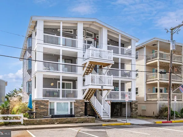 11 75th St Unit 6, Ocean City, MD 21842