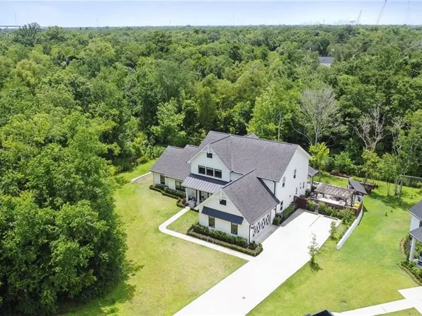 18 Couret Pl, New Orleans, LA 70131