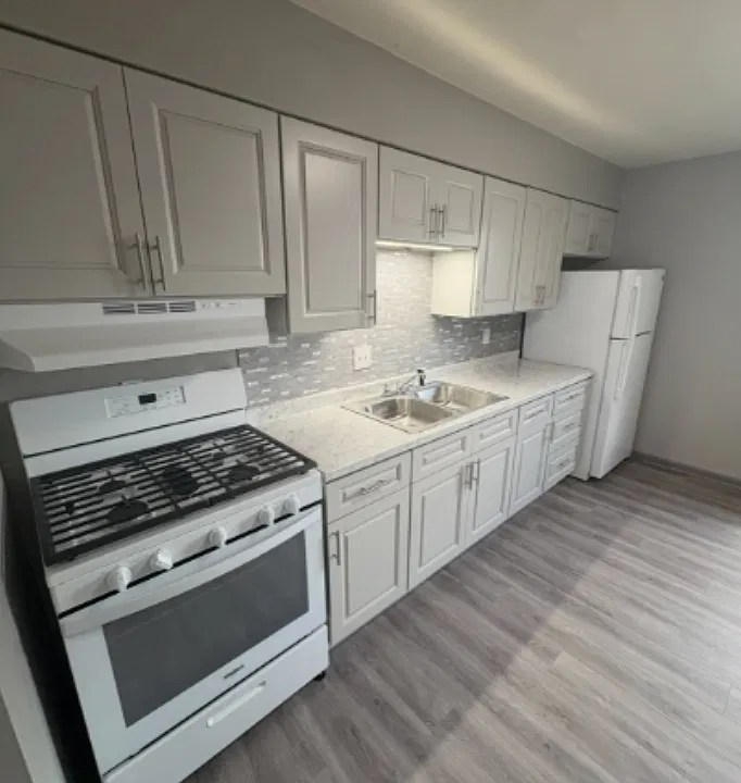 201 W Palmer St #6