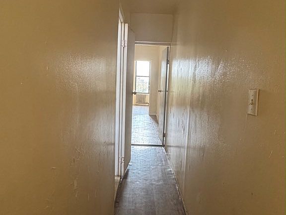 4th image of 237 Cleveland St APT 2L