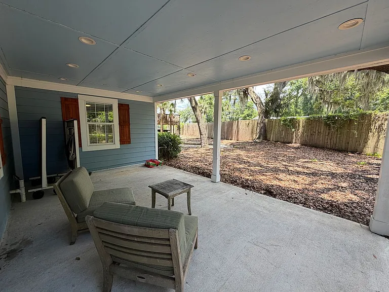 116 Burnett Rd — Photo 56