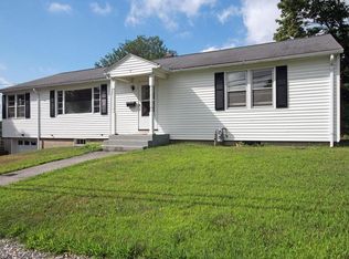 8 Church St, Methuen, MA 01844