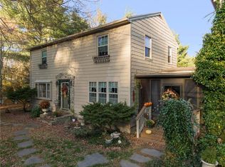 64 Carpenter Rd, Scituate, RI 02825