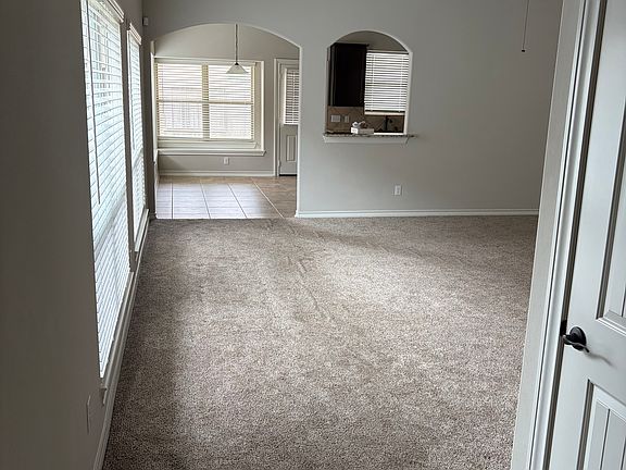 5th image of 3634 Diamond Creek Dr