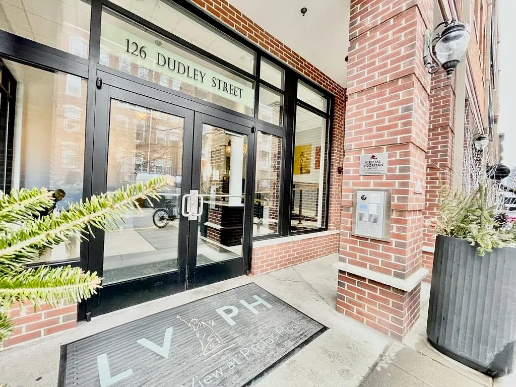 Building Photo - 126 Dudley St #104