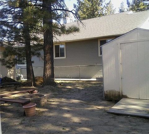 3rd image of 905 F Ln