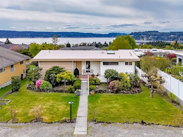 953 S Mountain View Avenue, Tacoma, WA 98465