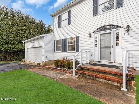 4th image of 316 Cedar Avenue
