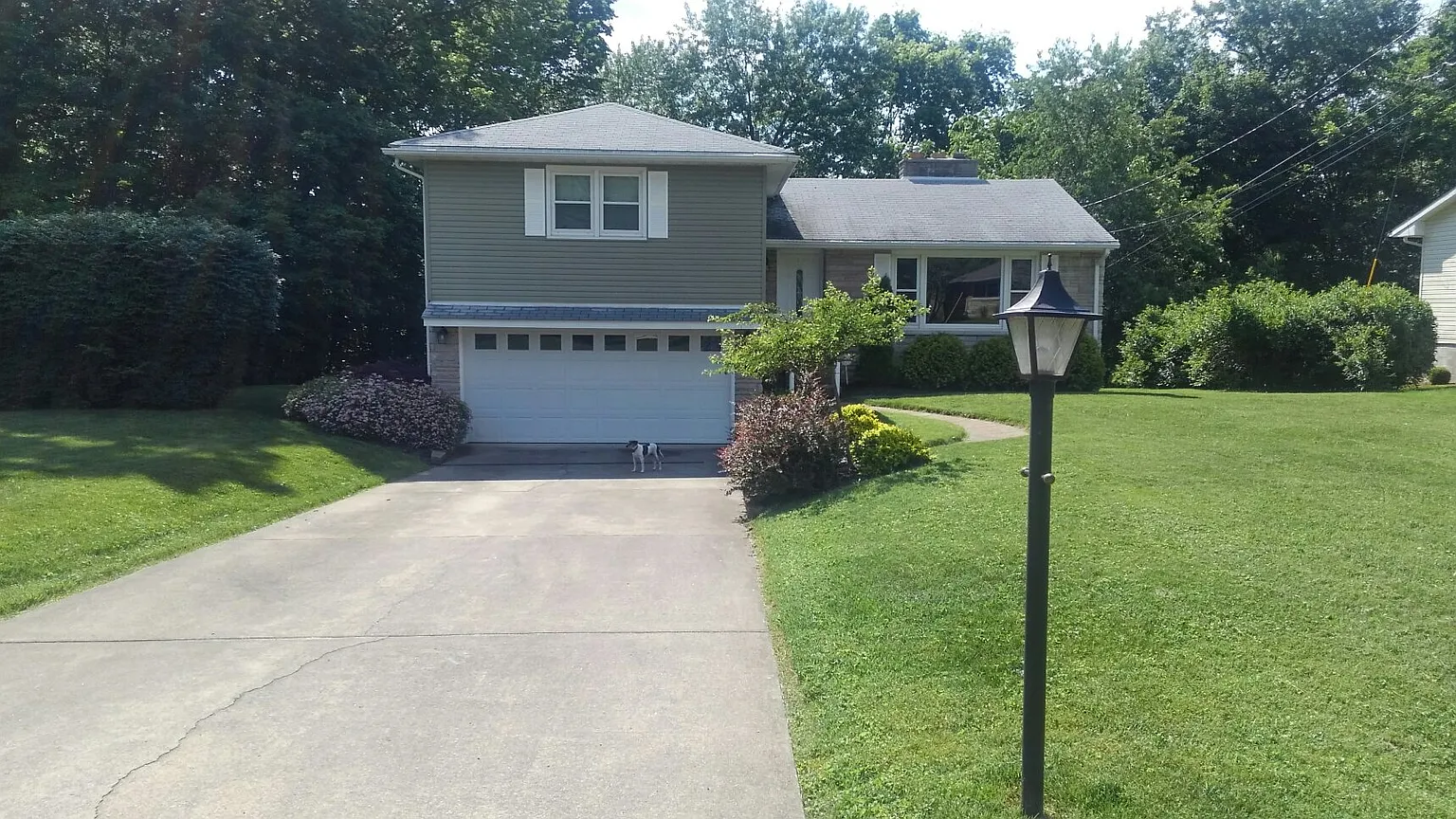 12 Shawnee Dr photo 1