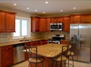 26 Pleasant Hill Rd, Hopewell Junction, NY 12533