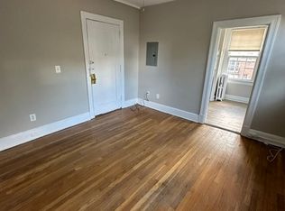 2528 Q St NW #27, Washington, DC 20007