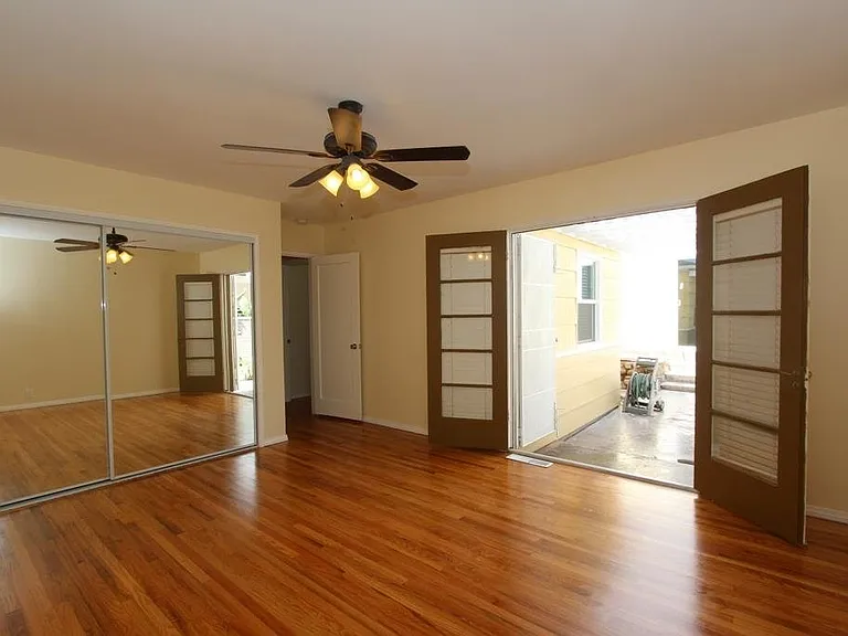 7102 Mohawk St — Photo 14