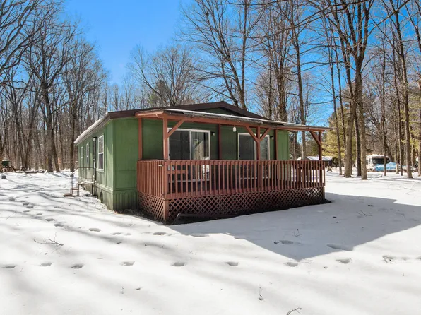 7784 E 36th St, Newaygo, MI 49337