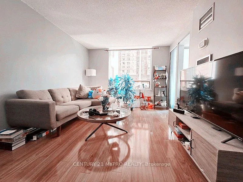 2 bed, $2,300 — Photo 4