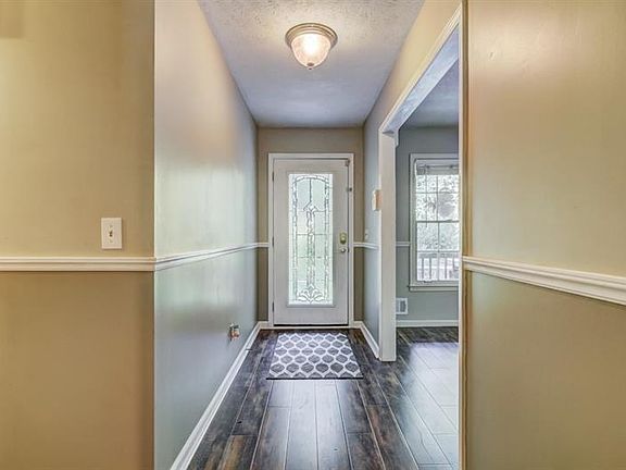 4th image of 2253 Kilkenny Way NE