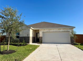 13203 Pinnacle Beach Dr, La Marque, TX 77568