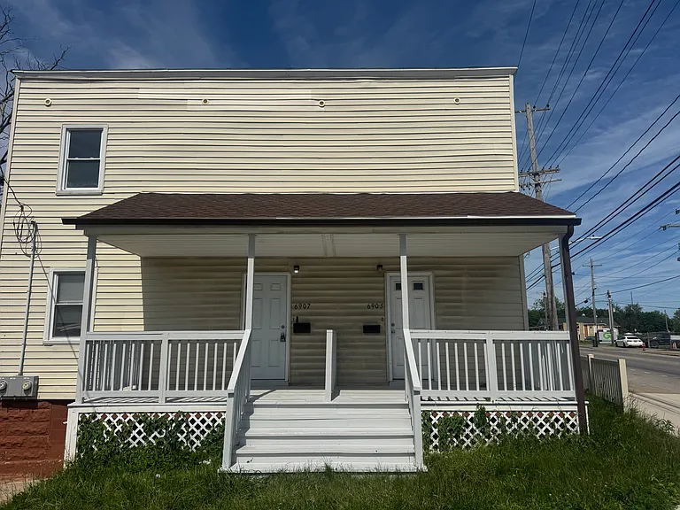 6907 Denison Ave — Photo 3