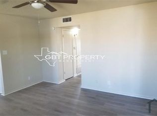 1410 N Mary St, Comanche, TX 76442