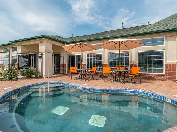 The Quarters Lincoln