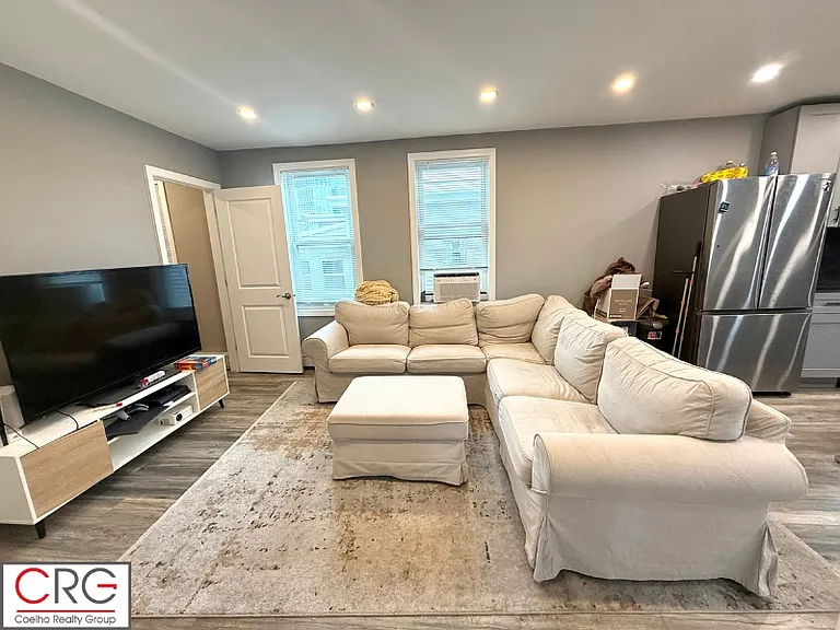 14 Vermont Ave #3 — Photo 7