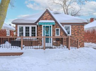 25 Hett Ave, Kitchener, ON N2H4G2