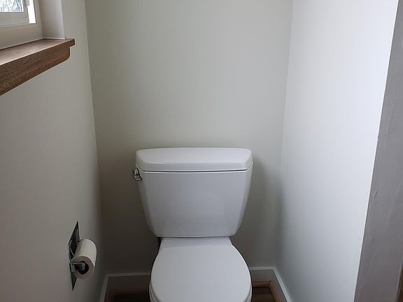 5th image of 6327 23rd Ave NE APT 11