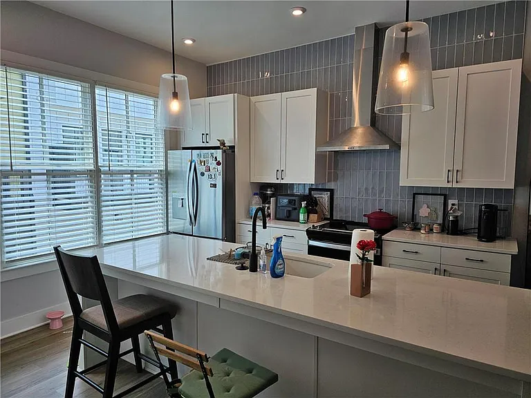 732 Perch Pl — Photo 3