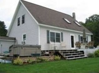 264 Clay Hill Rd, Hartland, VT 05048