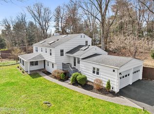 6 Gaxton Rd, Stamford, CT 06905