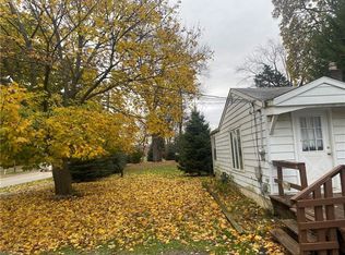 37946 Erie Rd, Willoughby, OH 44094