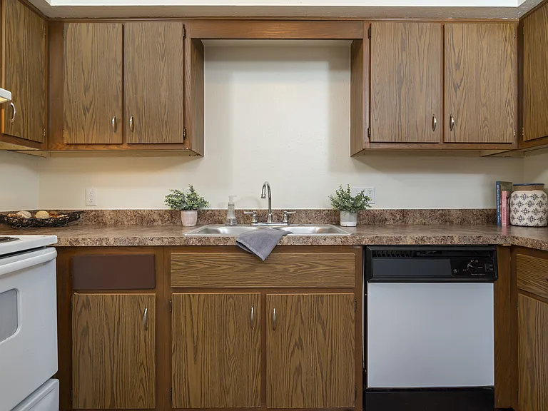 Wildwood Commons Apartments — Photo 6