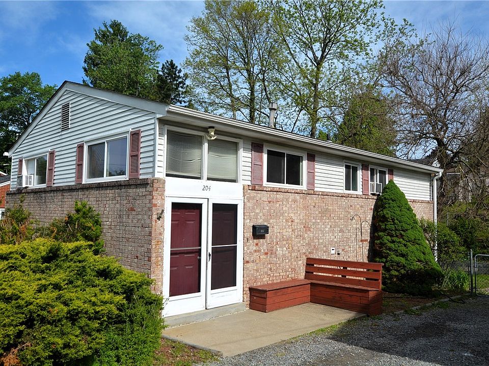 1st image of 204 Lee Ave