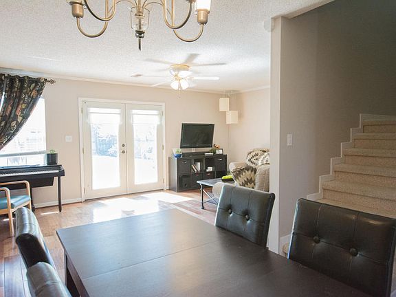 5th image of 3115 Harrington Ct