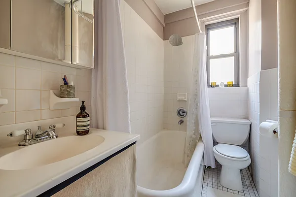 Sold by Compass | media 16