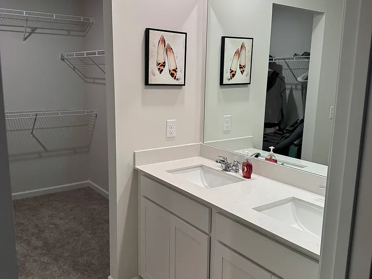 901 Moray Ln — Photo 15