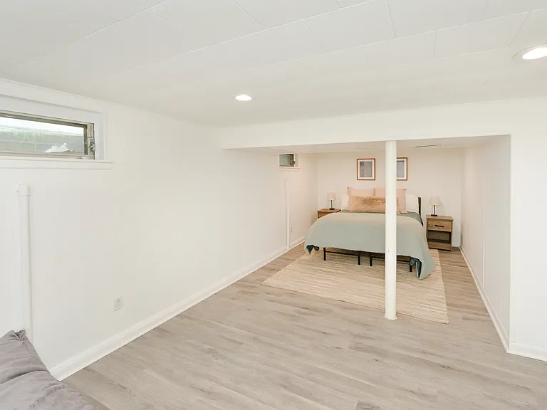 35-05 Lenox Dr — Photo 21