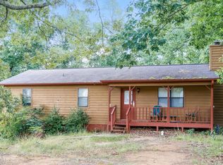 2528 Carol Cir, Douglasville, GA 30135