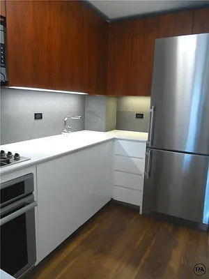 Rented by DSA Realty | media 18